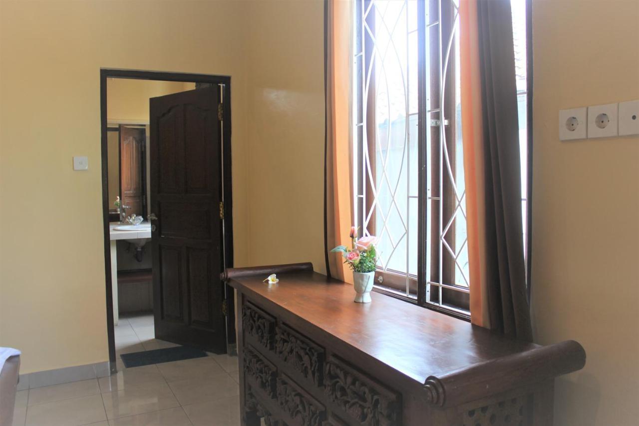 Silvy Guesthouse Canggu Eksteriør bilde
