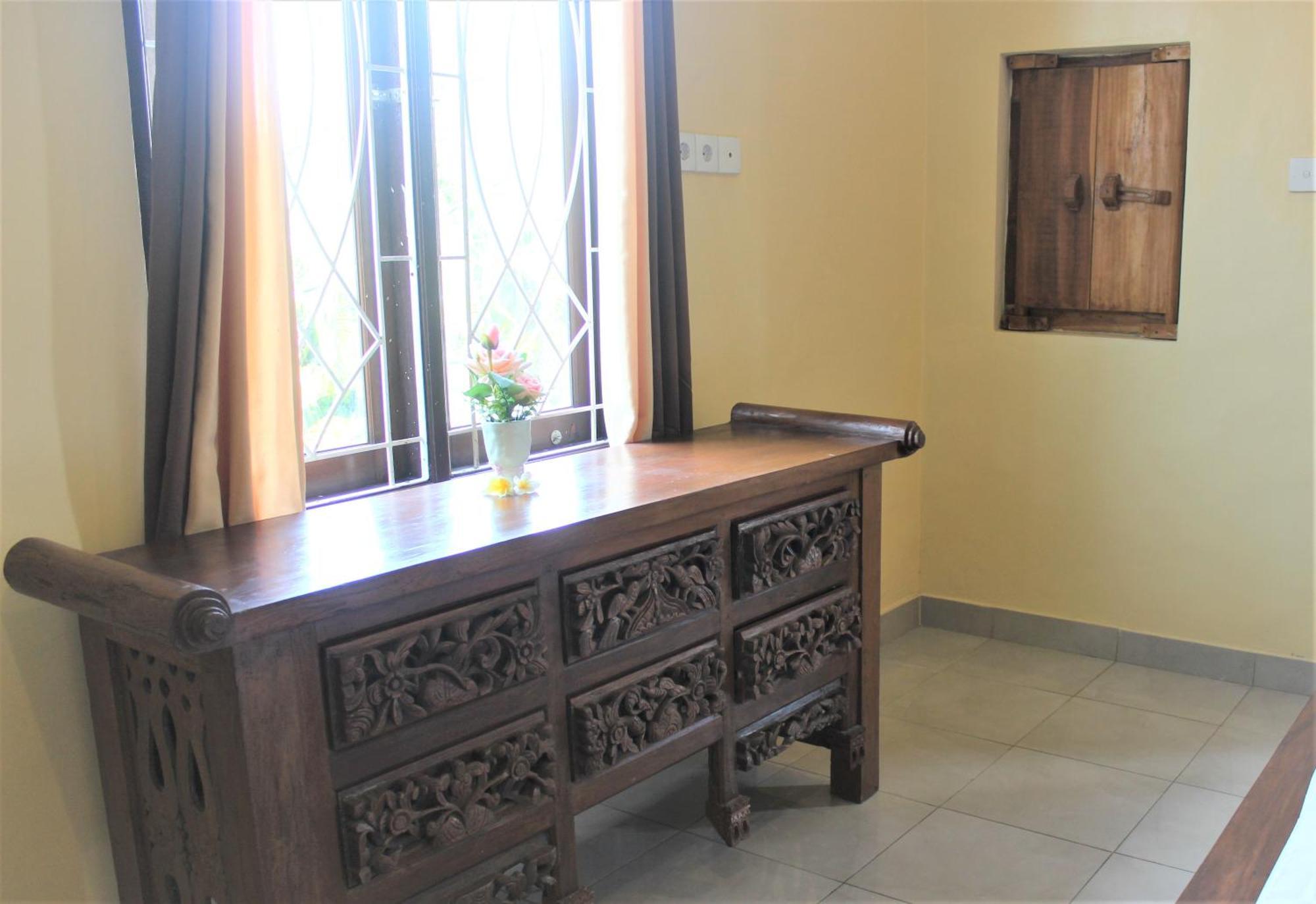Silvy Guesthouse Canggu Eksteriør bilde